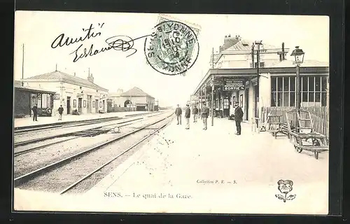 AK Sens, Le quai de la Gare