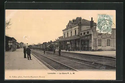 AK Laroche, La Gare, Vue interieure