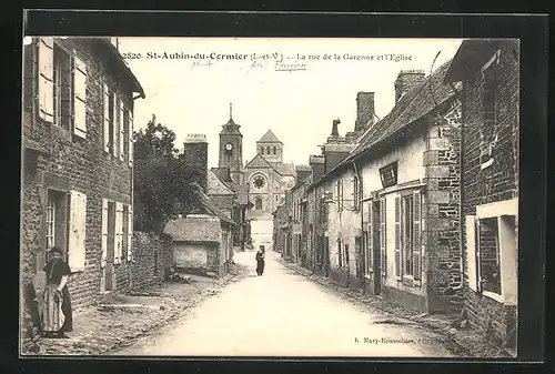 AK St-Aubin-du-Cormier, La rue de la Garenne et l`Eglise