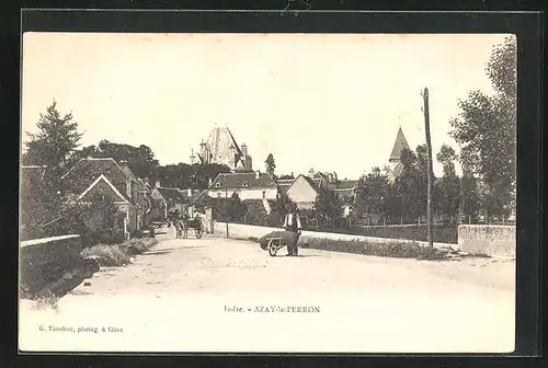 AK Azay-le-Ferron, Vue une Rue