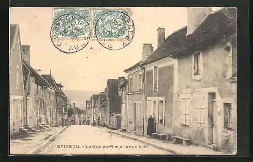 AK Epineuil, La Grande-Rue prise du haut