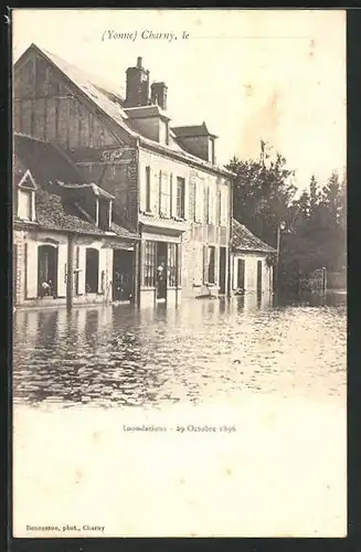 AK Charny, Inondations Octobre 1896, Hochwasser im Ort
