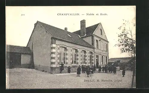 AK Champvallon, Mairie et École