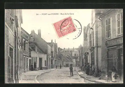 AK Pont-sur-Yonne, Rue de la Gare