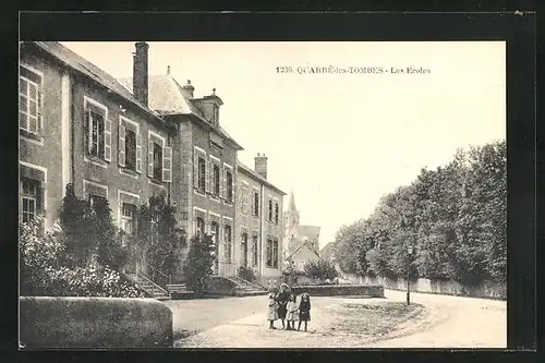 AK Quarré-les-Tombes, Les Écoles