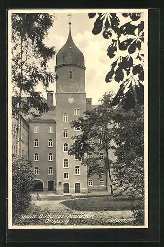 AK Droyssig, Staatl. Bildungs-Anstalten, Ansicht vom Hof