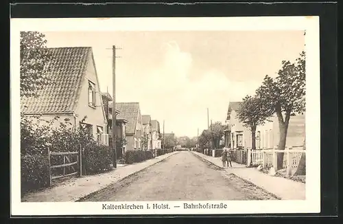 AK Kaltenkirchen i. Holst., Bahnhofstrasse mit Kindern