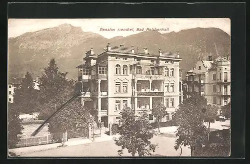 AK Bad Reichenhall, Hotel Henckel gegen Gebirgszug