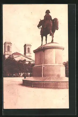 AK Roche-sur-Yon, Statue de Napoléon et Cathédrale