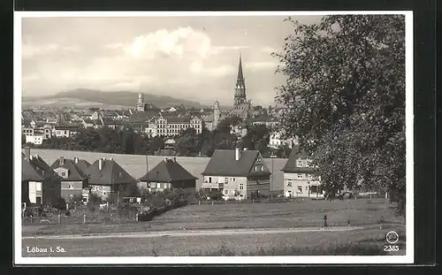 AK Löbau i. Sa., Blick auf den Ort mit Kirche