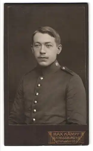 Fotografie Max Kämpf, Strassburg i. E., Steinwallstr. 56, Portrait Soldat in Uniform Rgt. 15