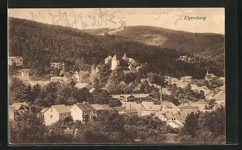 AK Elgersburg, Ortspanorama mit Blick auf die Burg, im Hintergrund die Carl-Eduard-Warte mit Hohewartskopf