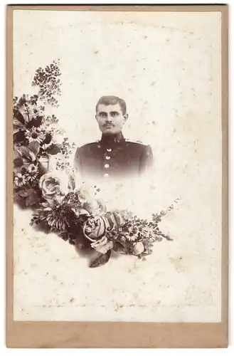 Fotografie Richard Klepsig, Hildesheim, Bahnhofs-Allee 3, Portrait Soldat in Uniform Rgt. 79 mit Schnauzbart