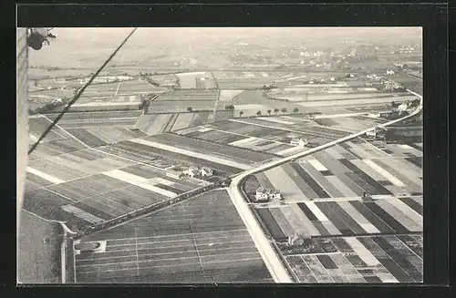 AK Halstenbek, Fliegeraufnahme aus dem Zeppelin-Luftschiff Hansa Auf die Forstbaumschulen