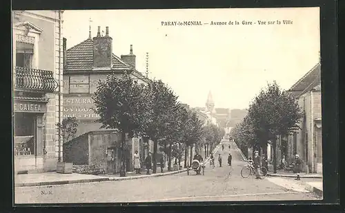 AK Paray-le-Monial, Avenue de la Gare - Vue sur la Ville