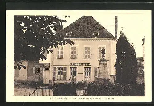 AK La Charmèe, Le Monument aux Morts et la Place, Cafè Couttebel