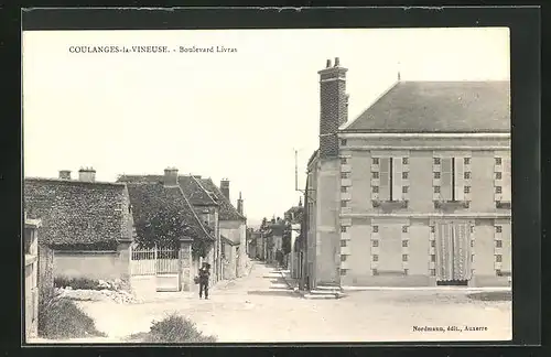 AK Coulanges-la-Vineuse, Boulevard Livras