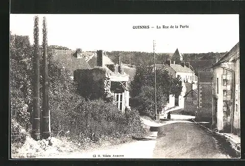 AK Quennes, La Rue de la Porte