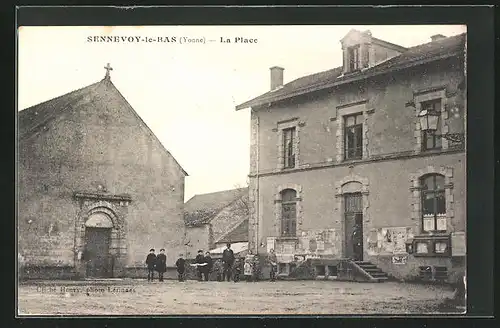 AK Sennevoy-le-Bas, La Place