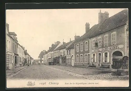 AK Chèroy, Rue de la Rèpublique, Hotel Saint-Michel