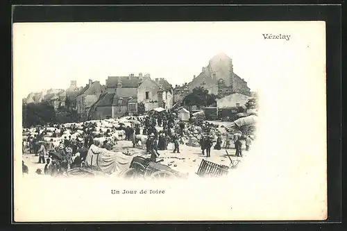 AK Vèzelay, Un Jour de foire