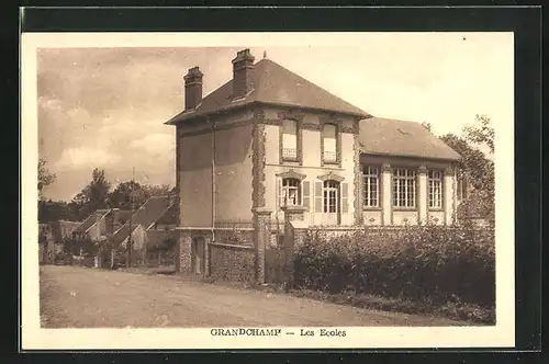 AK Grandchamp, Les Ecoles