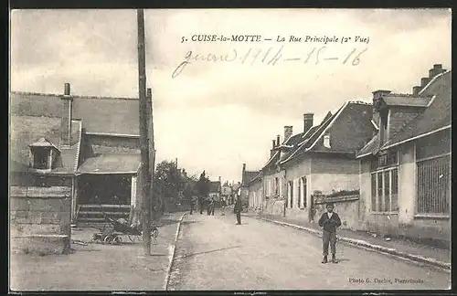 AK Cuise-la-Motte, La Rue Principale