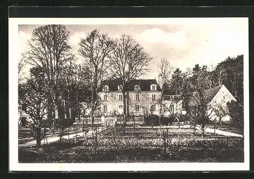 AK La Rivière, Une Grande Maison