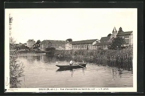 AK Gouis, Vue d`ensemble au bord du Loir