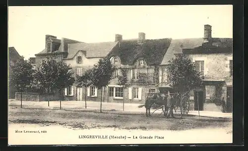 AK Lingreville, La Grande Place