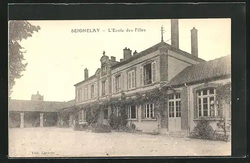 AK Seignelay, L`Ecole des Filles