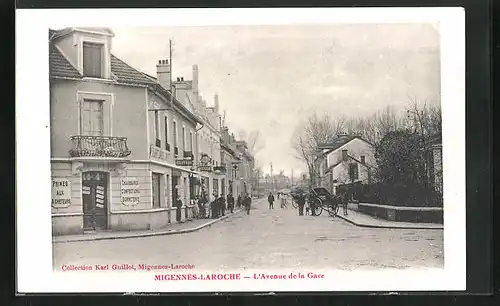 AK Migennes-Laroche, L`Avenue de la Gare, Pferdekutsche am Strassenrand