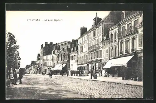 AK Joigny, Le Quai Henri-Ragobert, Blick auf die Geschäfte