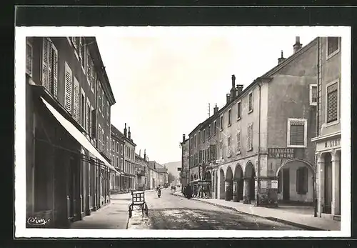 AK Le Thillot, Rue d`Alsace, Strassenpartie