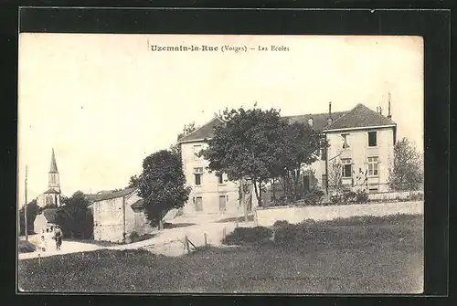 AK Uzemain-la-Rue, Les Ecoles
