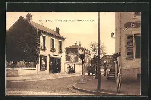 AK Thaon-les-Vosges, La Librairie, Strassenpartie