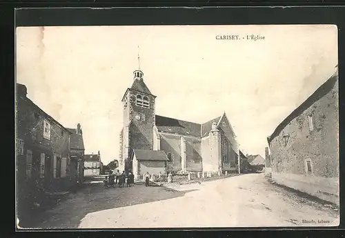 AK Carisey, L`Èglise, Strassenpartie