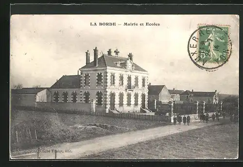 AK La Borde, Mairie et Ecoles