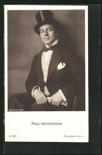 AK Schauspieler Paul Heidemann mit Fliege und Zylinder