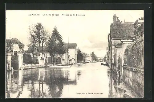 AK Auxerre, La Crue de 1910, Avenue de St-Florentin