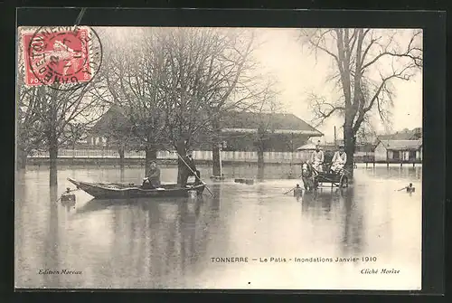 AK Tonnerre, Inondation Janvier 1910, Le Patis, Pferdekutsche im Hochwasser