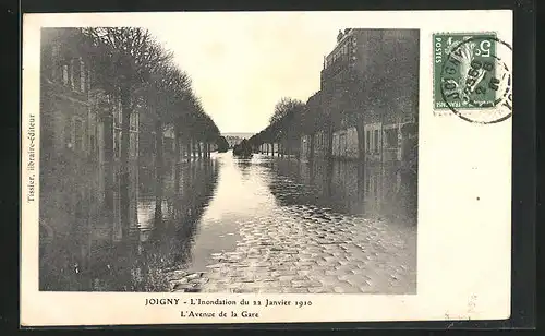 AK Joigny, L`Inondation du 22 Janvier 1910, L`Avenue de la Gare, Hochwasser