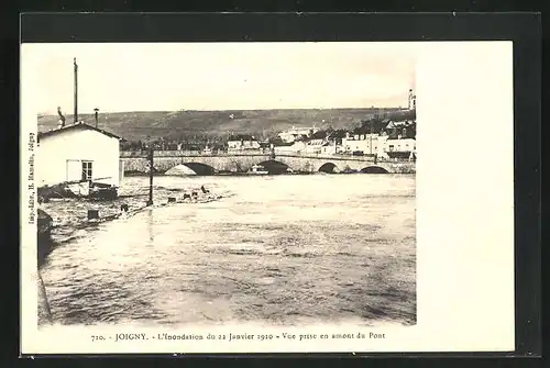 AK Joigny, L`Inondation du 22 Janvier 1910, Vue prise en amont du Pont, Brücke bei Hochwasser