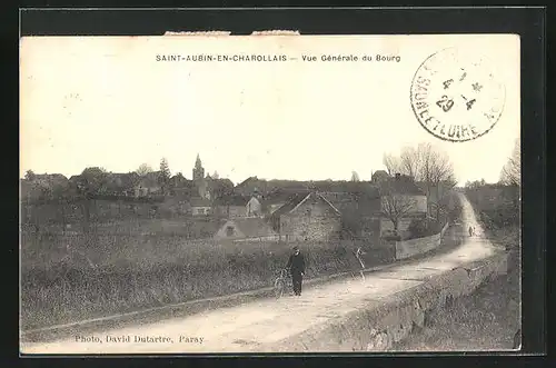 AK Saint-Aubin-en-Charollais, Vue Generale du Bourg