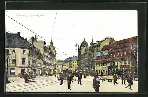 AK Chemnitz, Passanten auf dem Johannisplatz, Blick auf Dietzes Restaurant