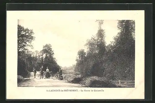 AK Saint-Laurent-de-Brèvedent, La Route de Gaineville