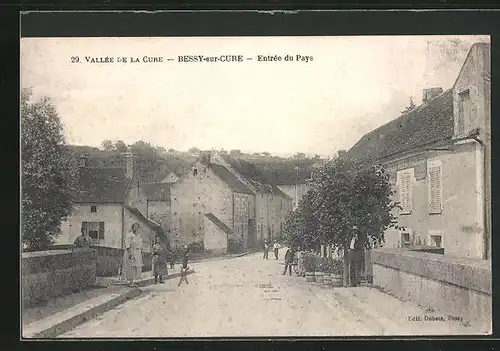 AK Bessy-sur-Cure, Entrèe du Pays, Strassenpartie