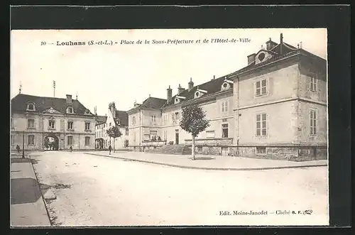 AK Louhans, Place de la Sous-Prefecture et de l`Hotel-de-Ville