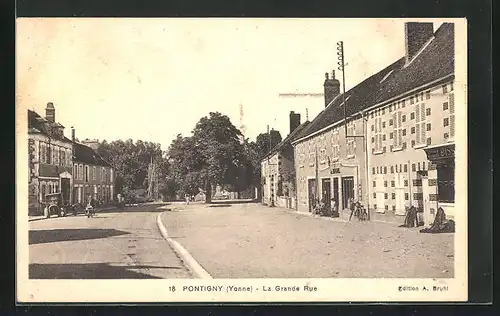 AK Pontigny, La Grande Rue, Strassenpartie