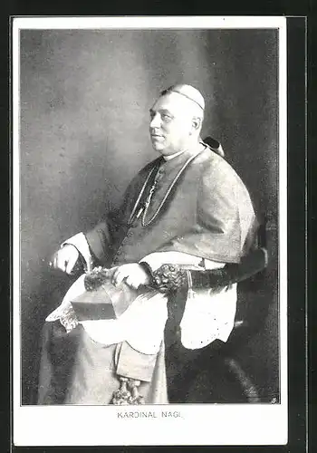 AK Kardinal Franz Xaver Nagl in einem Stuhl sitzend